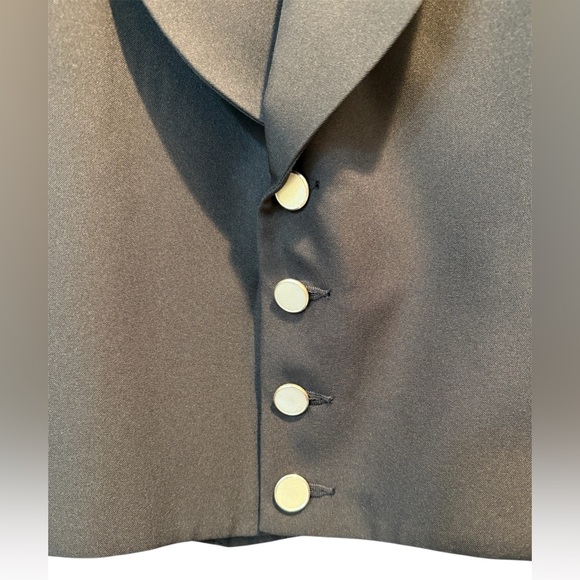 Women’s Black Blazer by Cintas - Picture 5 of 6